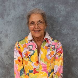 Leaine Davis